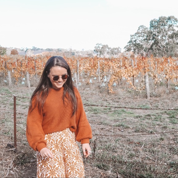 Meet your Posher, Belle - Picture 1 of 1